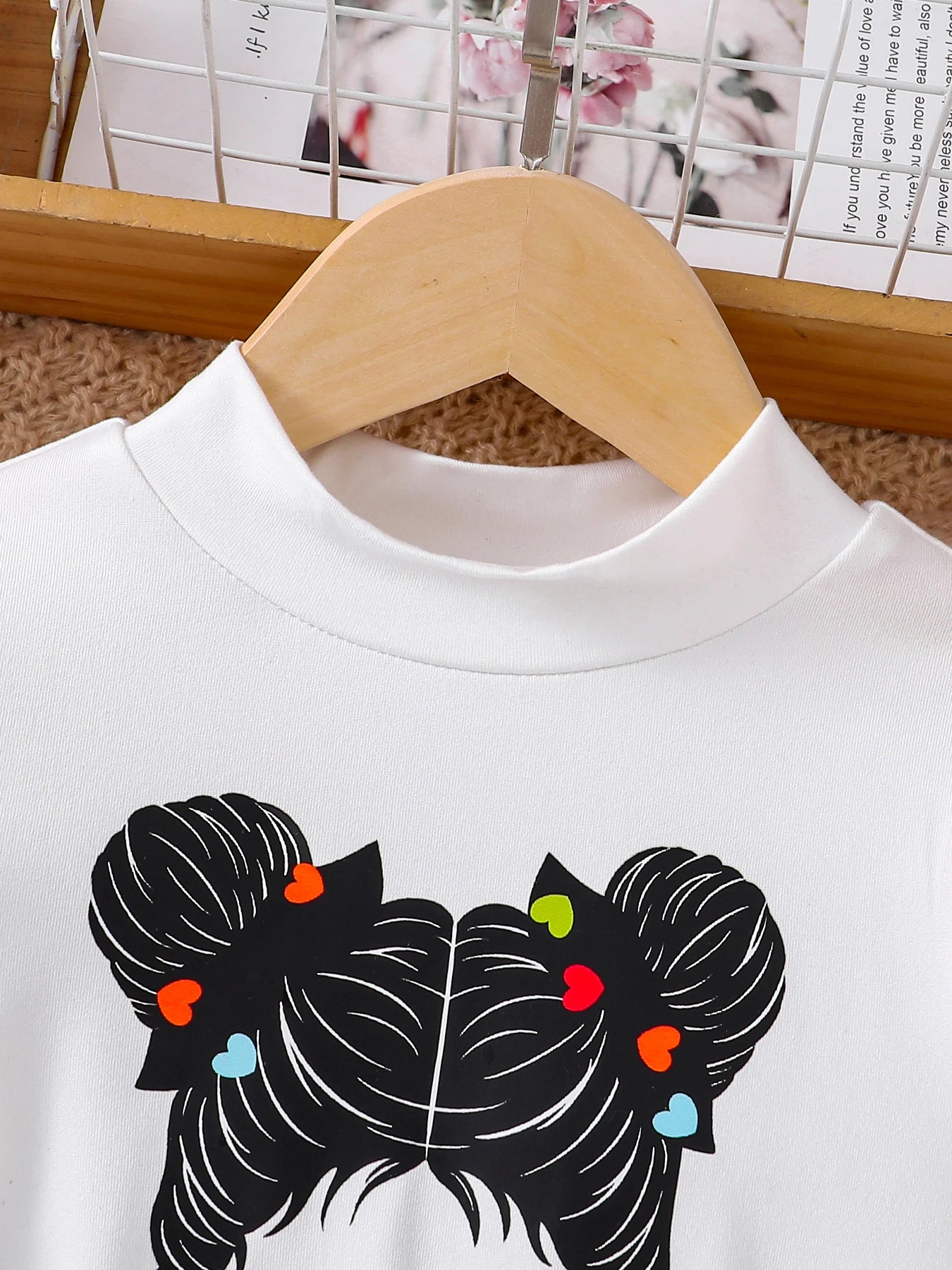 Spring and autumn new fashion liberal girl cartoon print knitted round neck long sleeve top + mesh print pleated skirt