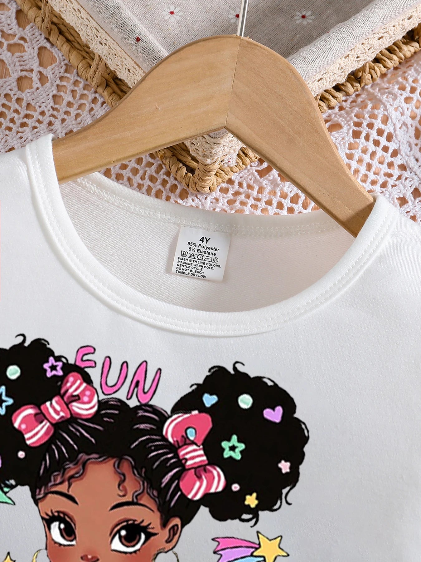 Spring and Autumn Girls' Fashion Set with White Round Neck Cartoon Printed Long Sleeve and Solid Color Slimming Pants, Two Piece